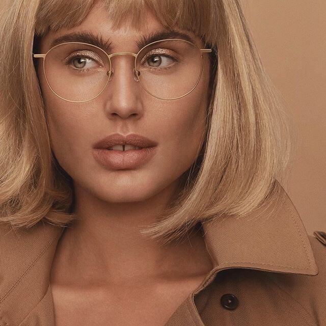 If you haven&rsquo;t noticed, the P3 is back! This cool, classic shape exudes effortless style. Polished metal tones give this frame the low-key feminine edge you&rsquo;ve been looking for.
.
@prodesigndenmark Frame: 4164 Color: 2021