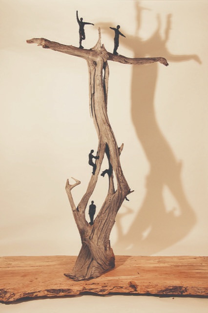 Hoffman_Tree+Pose_Indoors-1.jpg