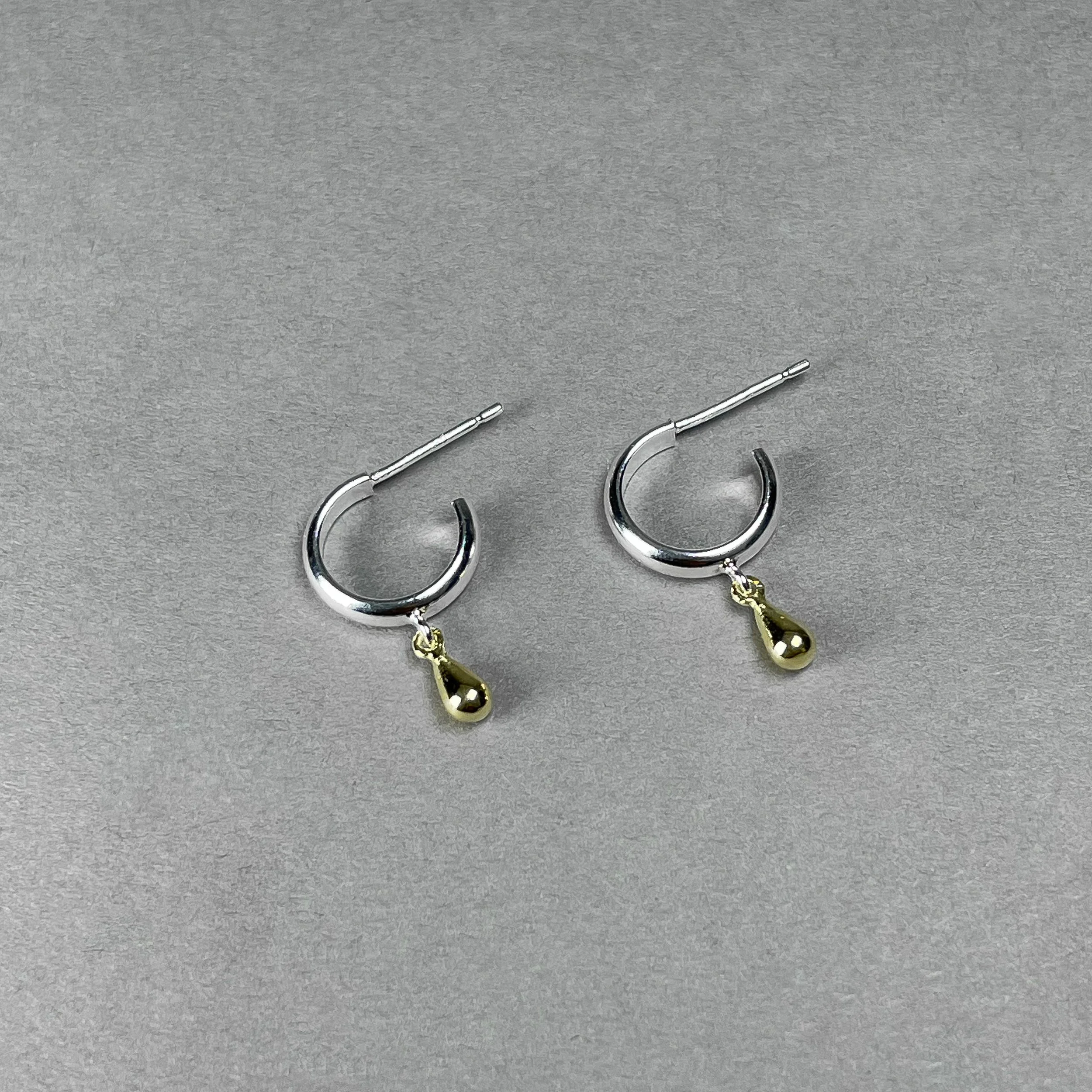 Crocodile Tear Hoop2.JPEG