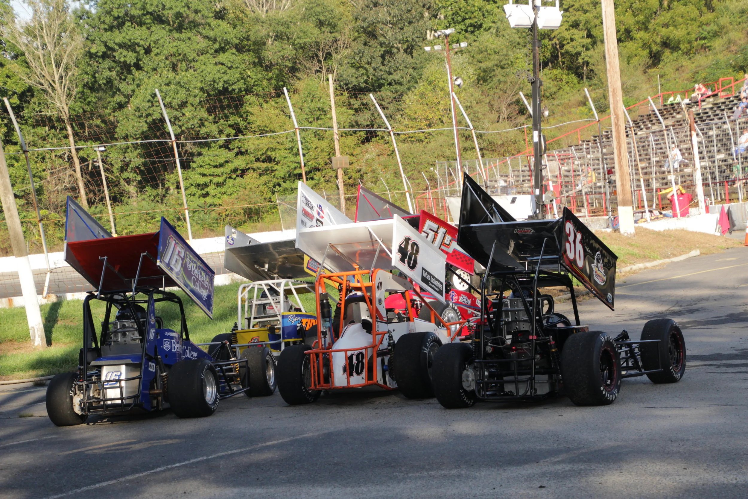 2019 Mahoning Valley Speedway Racers Guide