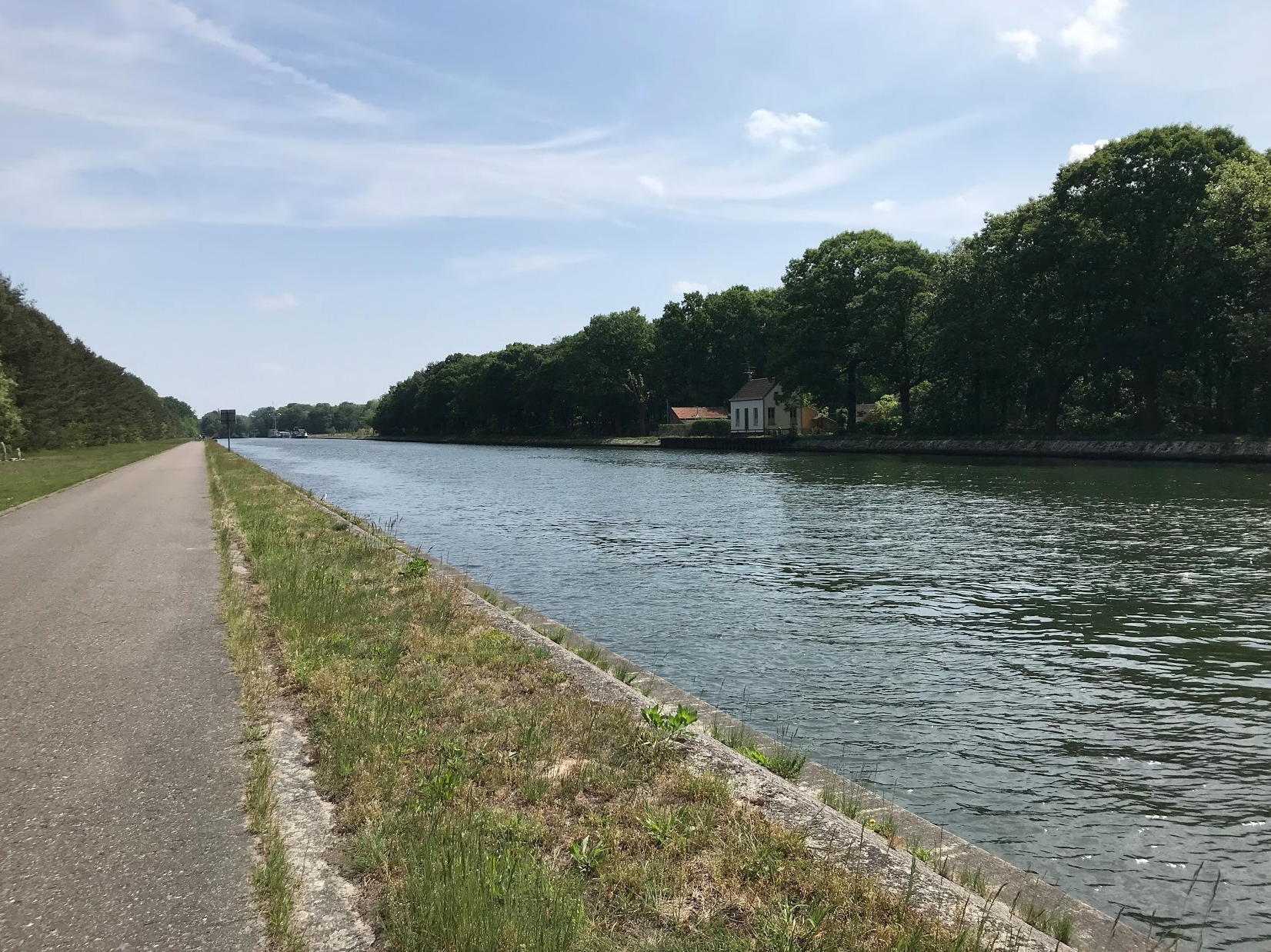 Het Pagadderpad loopt langs dit mooie kanaal.