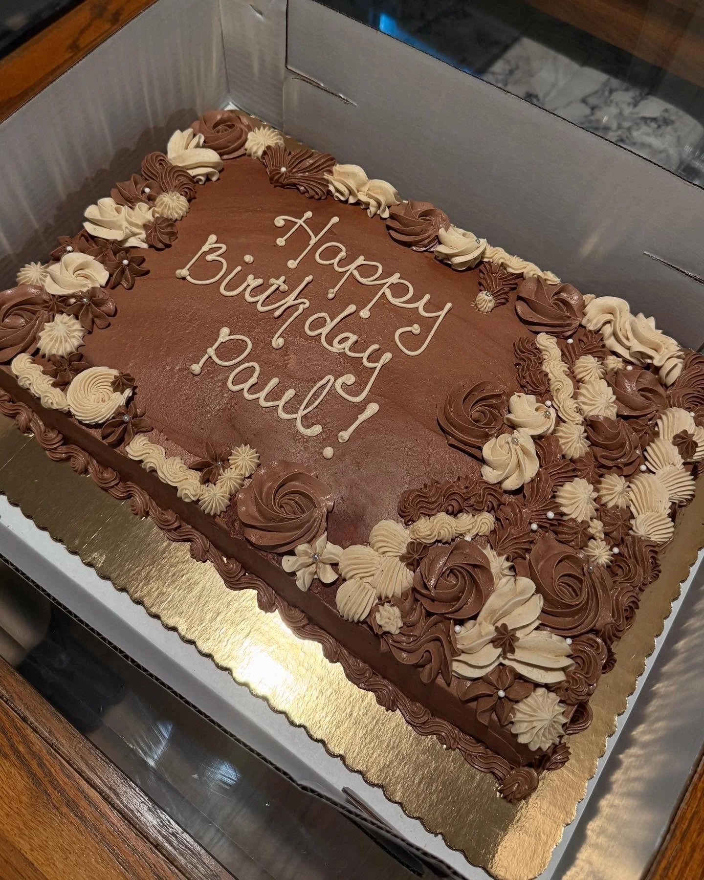 Haven&rsquo;t made a sheet cake in a while but it was worth every minute! A chocolate cake with mocha filling and chocolate buttercream! 

Thank you @paulsilverman for giving me the opportunity to make your cake! 😋🍫