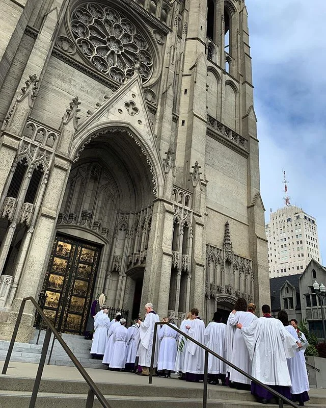 Amazing Grace #palmsunday @gracecathedral 🌿🌿🌿🌿🌿