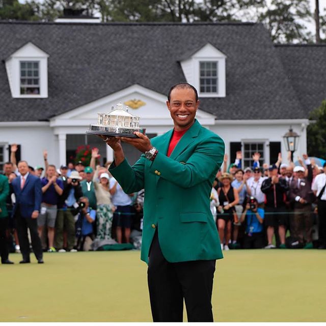 Here is the amazing @tiffanyandco @themasters trophy mentioned in my previous post #tiffany  Bravo Tiger!