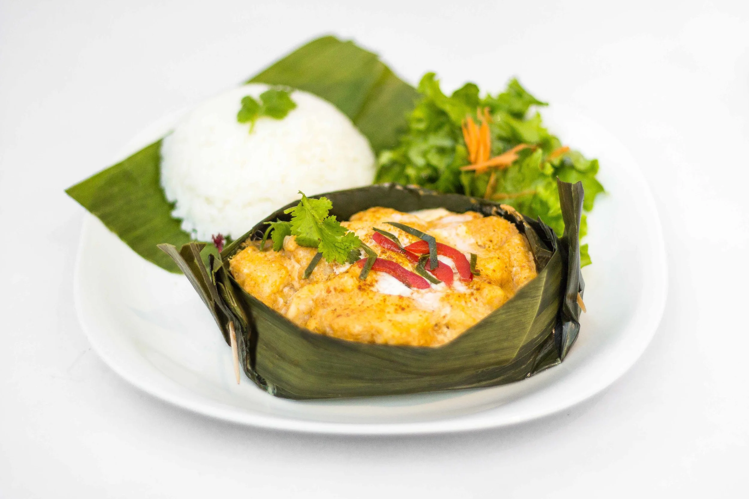 STEAMED FISH IN BANANA LEAF