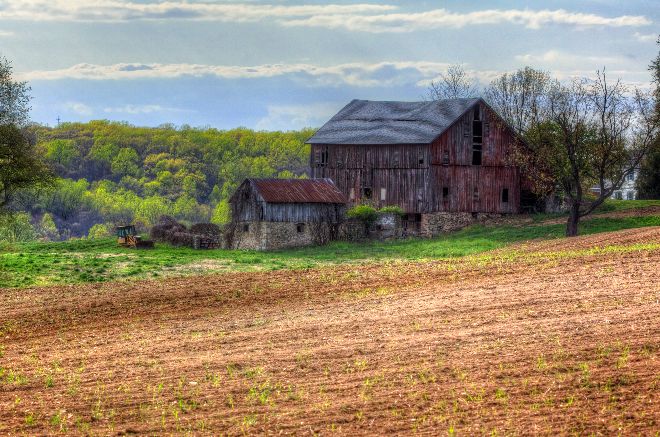 Day 99 4.8.12 %0AThomas Run Barn.jpg
