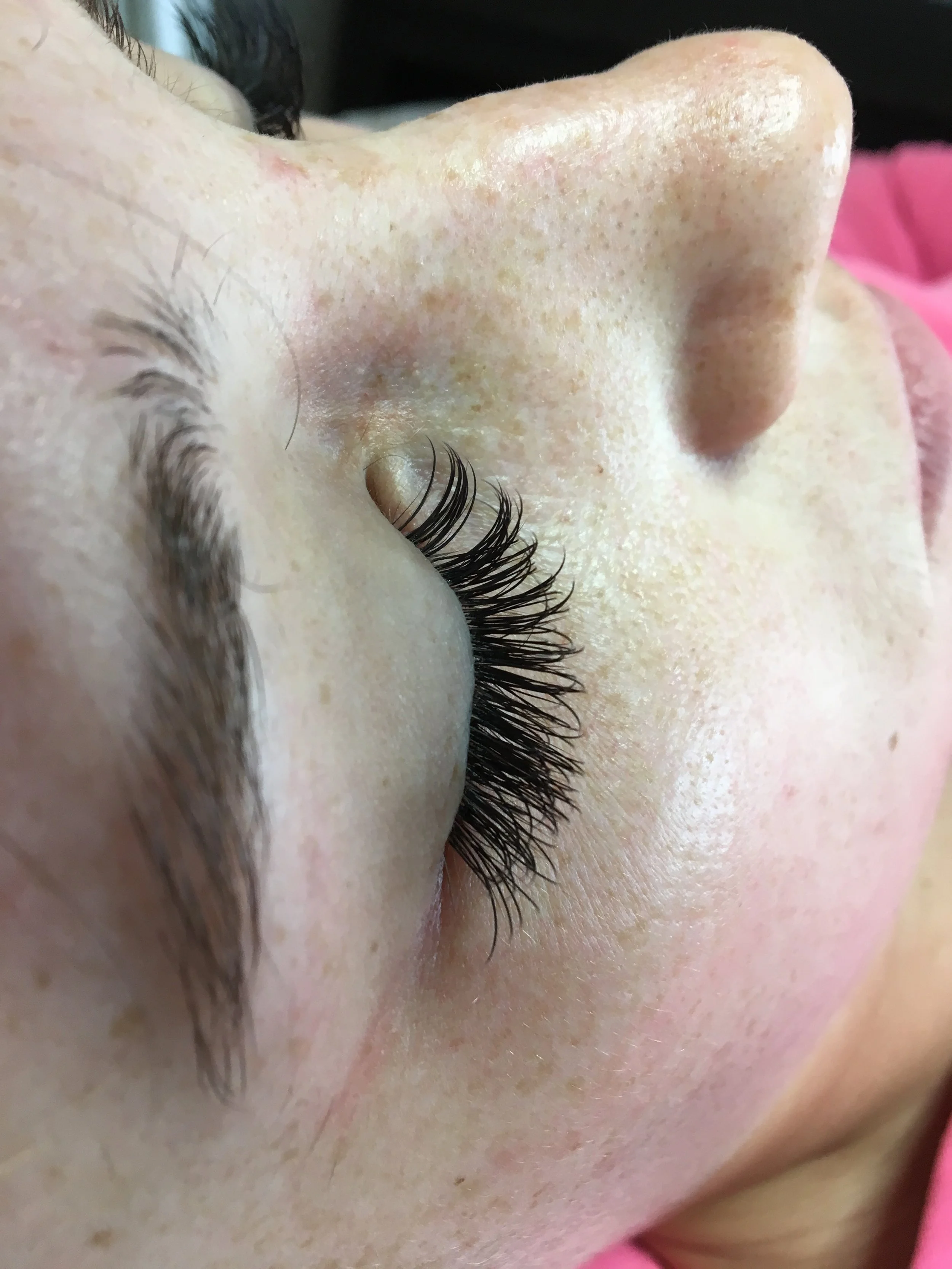  Classic lash extensions 