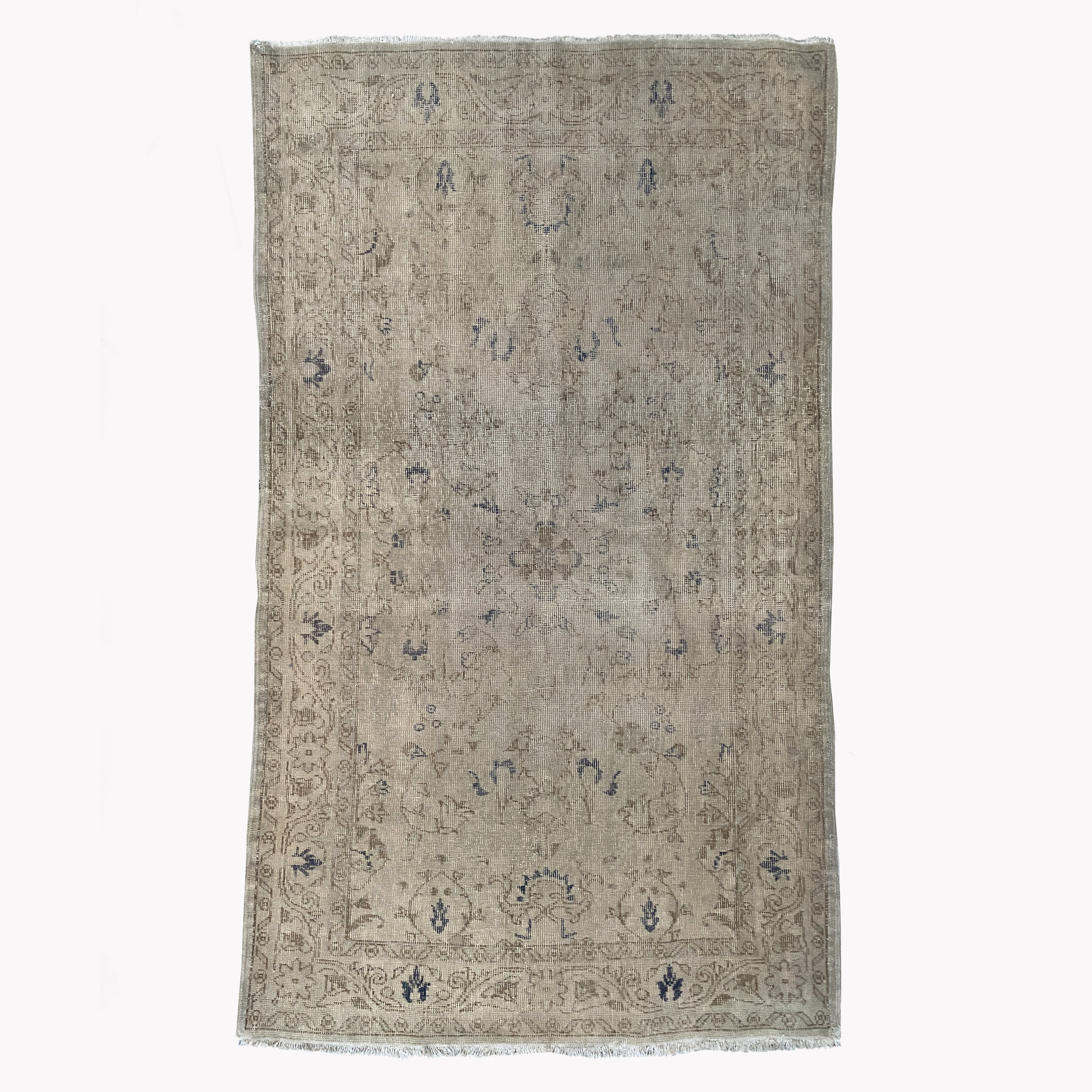 Carillo vintage rug 