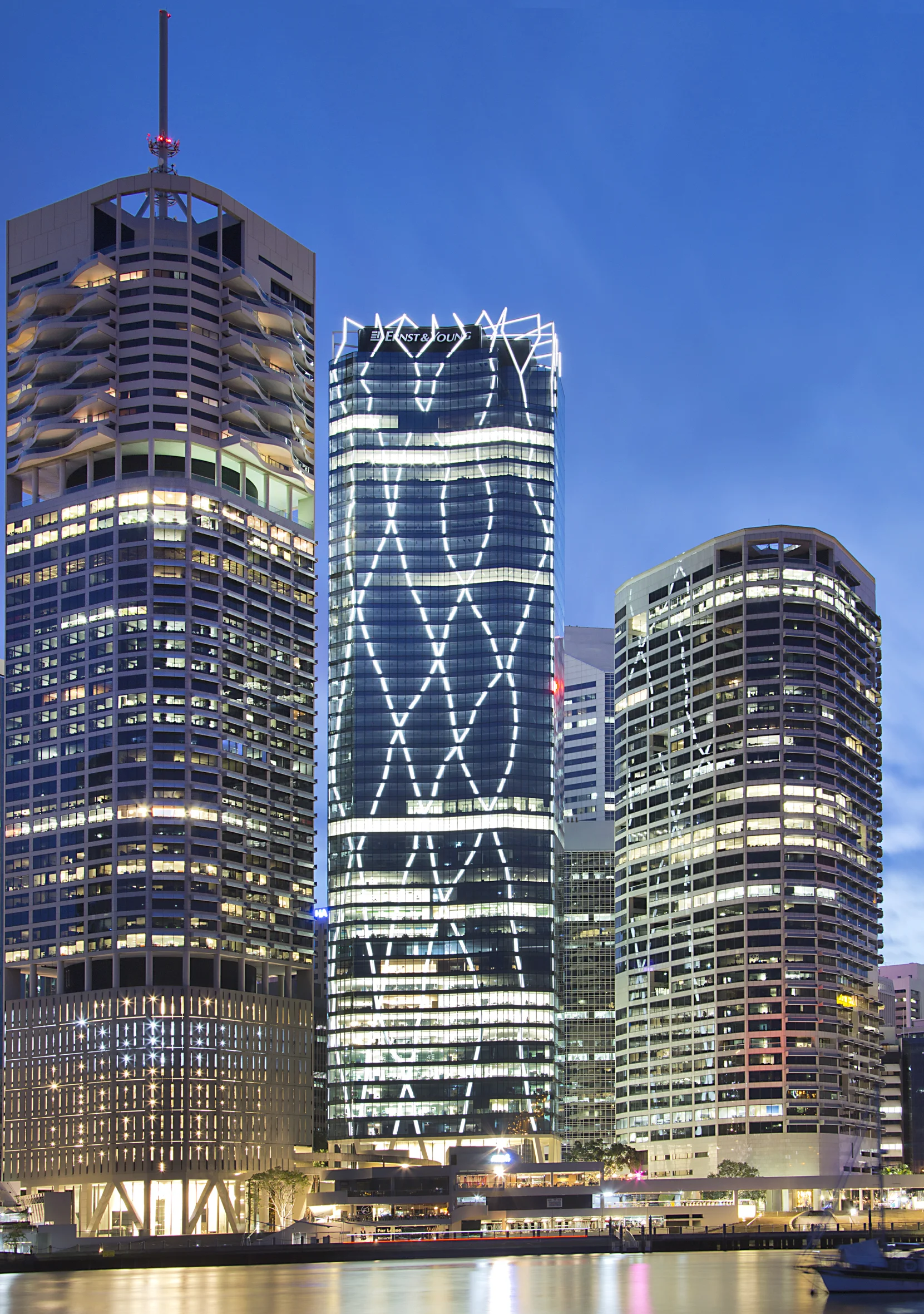 111 EAGLE STREET - RIVER SIDE.jpg