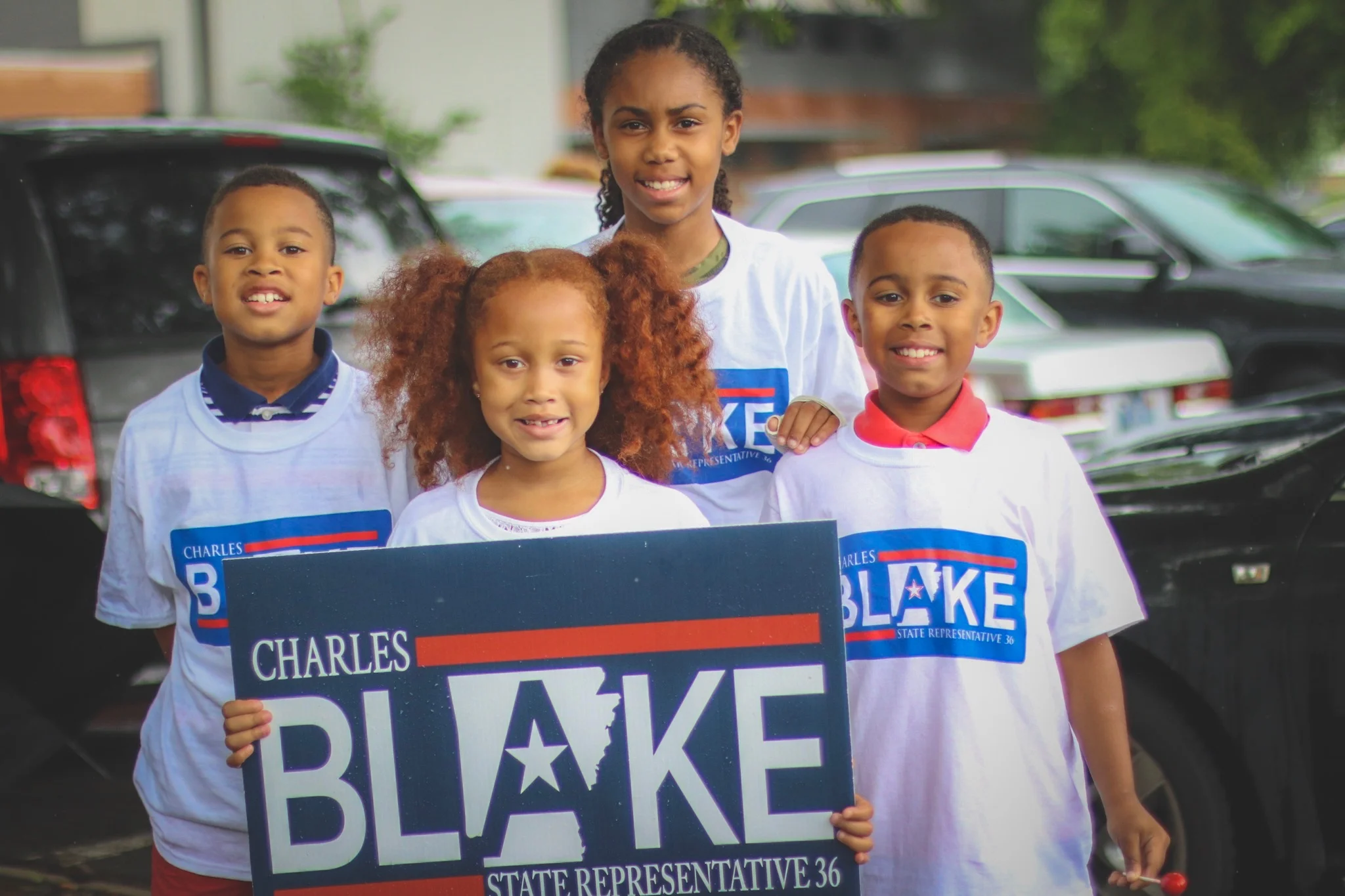  Charles III, Elizabeth, Chloey and Ari supporting their dad on election day.