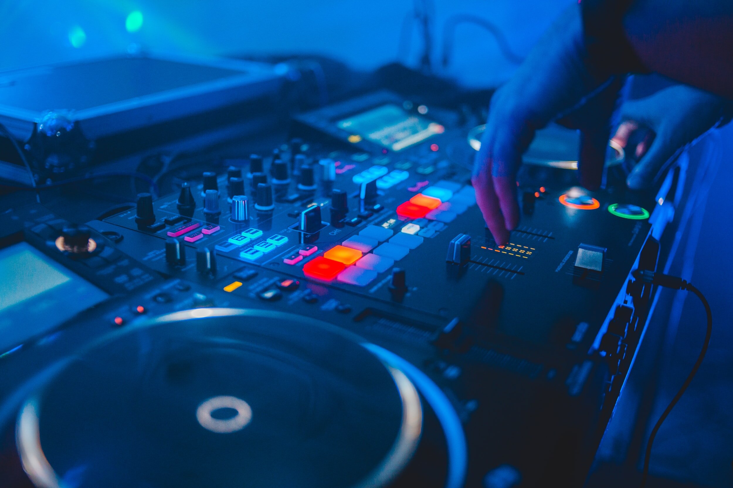 dj, asset