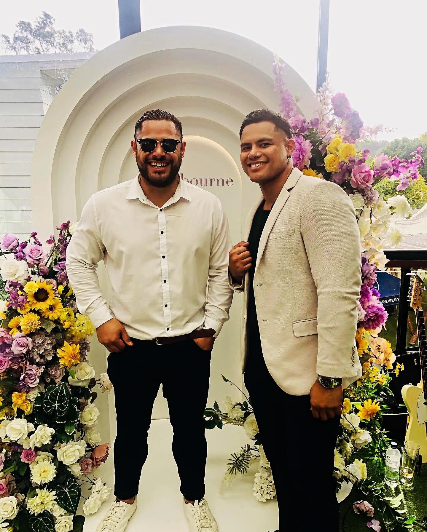 Fonoti Bros ready to deliver some tunes for Melb Cup! 🥂🐎🤩

#fonotiband #musicthatmoves #mcgee #mcgeeentertainment #noahfonoti #yacfonoti