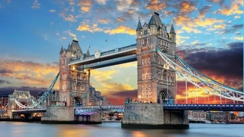 London-2-1-pu0df5pu535l00x7fzcby6r80s6wbvbsven5ybygm8.jpg