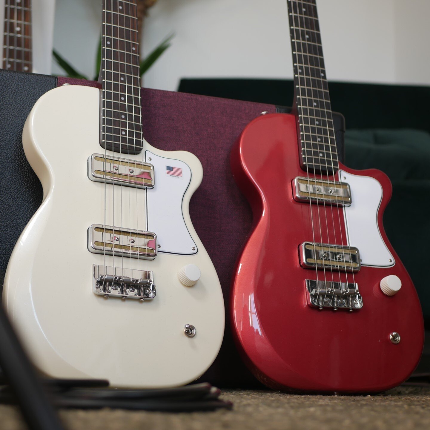 Which colour @harmonyguitars would you choose? ⁠
____________________________________________⁠
#guitarist #guitarlove #harmonyguitars #gibson #guitarsofinstagram  #guitarporn #rocknroll #instamusic #guitarplayer #geartalk #knowyourtone #guitarsdaily 