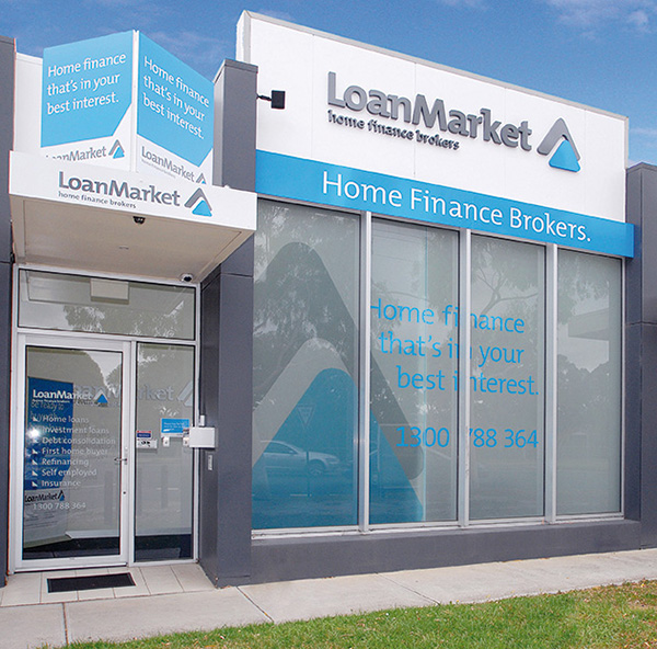 Shopfront signage, Mulgrave, VIC