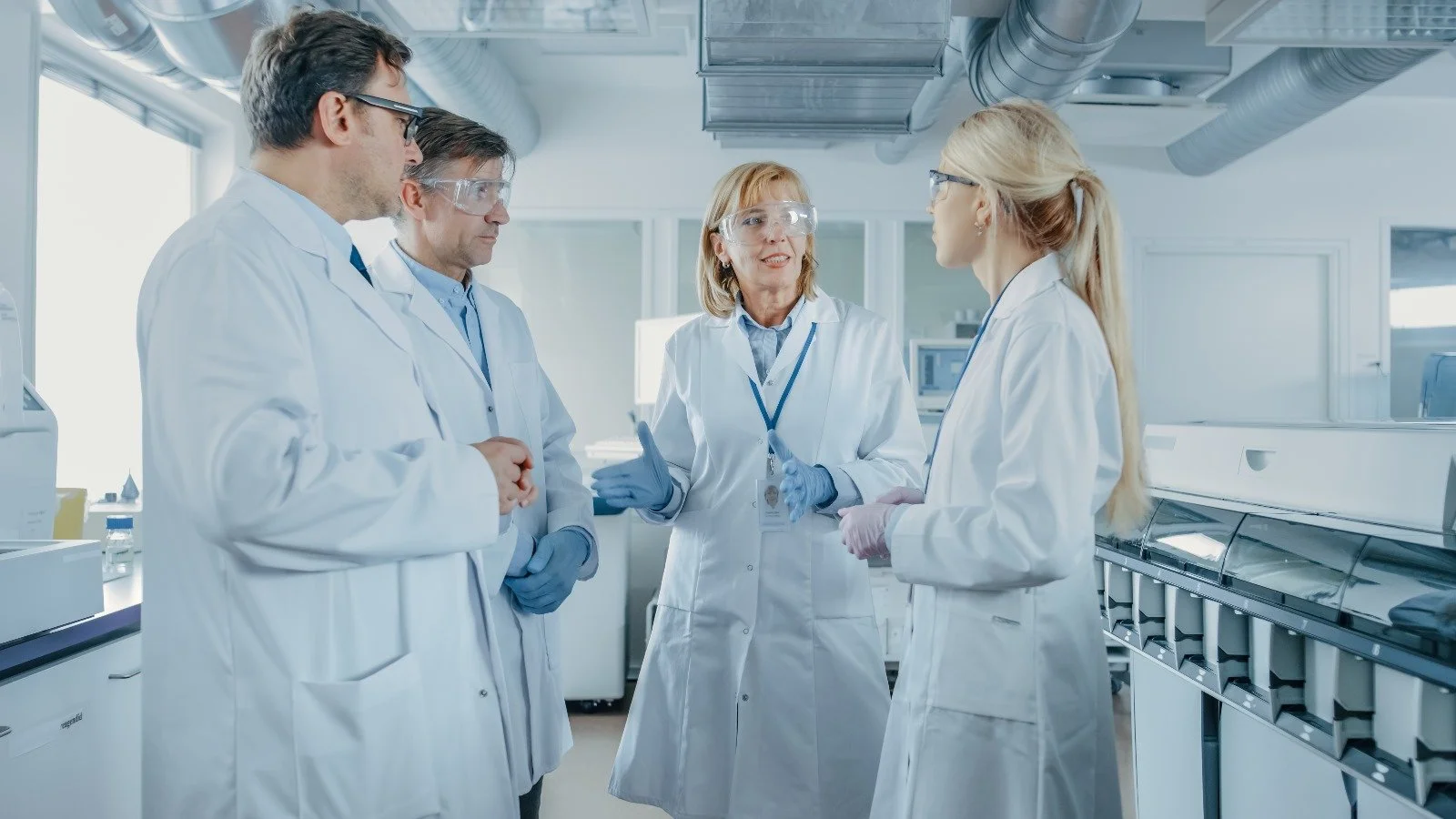 WhatsApp Image 2024-11-22 at 17.22.14 (1).jpeg