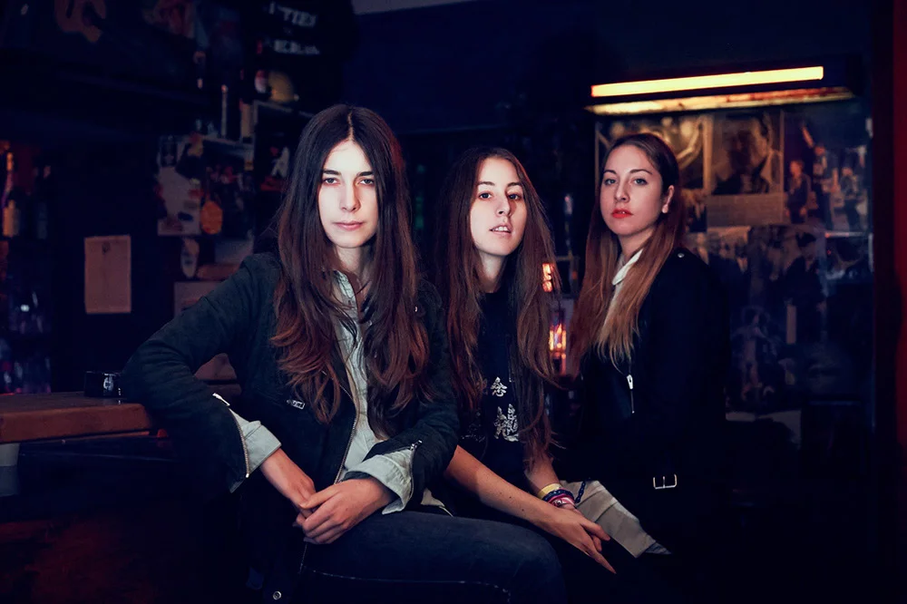 Haim-the-band-georgia-reeve-robert-wunsch-10.jpg