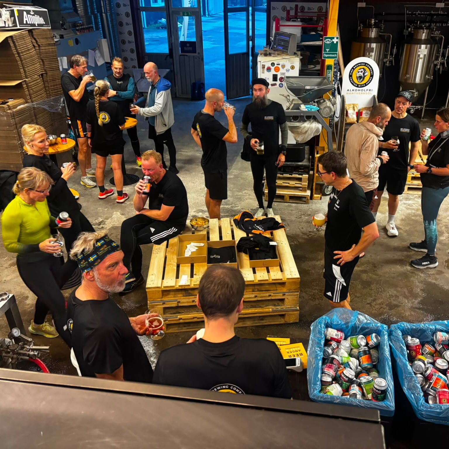 💛 Tack alla som deltog p&aring; v&aring;r l&ouml;ptur och afterrun! Ett starkt g&auml;ng! ⭐️ Till alla er andra, h&auml;ng med n&auml;sta g&aring;ng! 👍