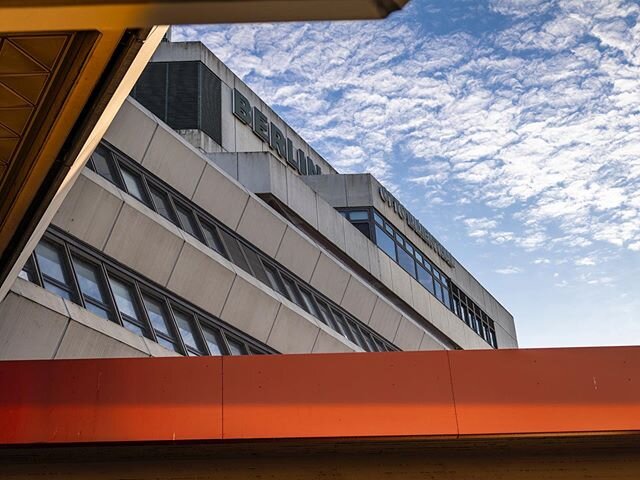 The last days of Tegel.
As Berlins new Brandenburg airport finally nears completion, I took a stroll through my beloved Tegel and its brutalist beauty.
.
.
.
.
.
.
.
.
.
.
.
.
.
.
.
.
#CreateCommune
#AGameofTones
#photographylovers 
#collectivelycrea