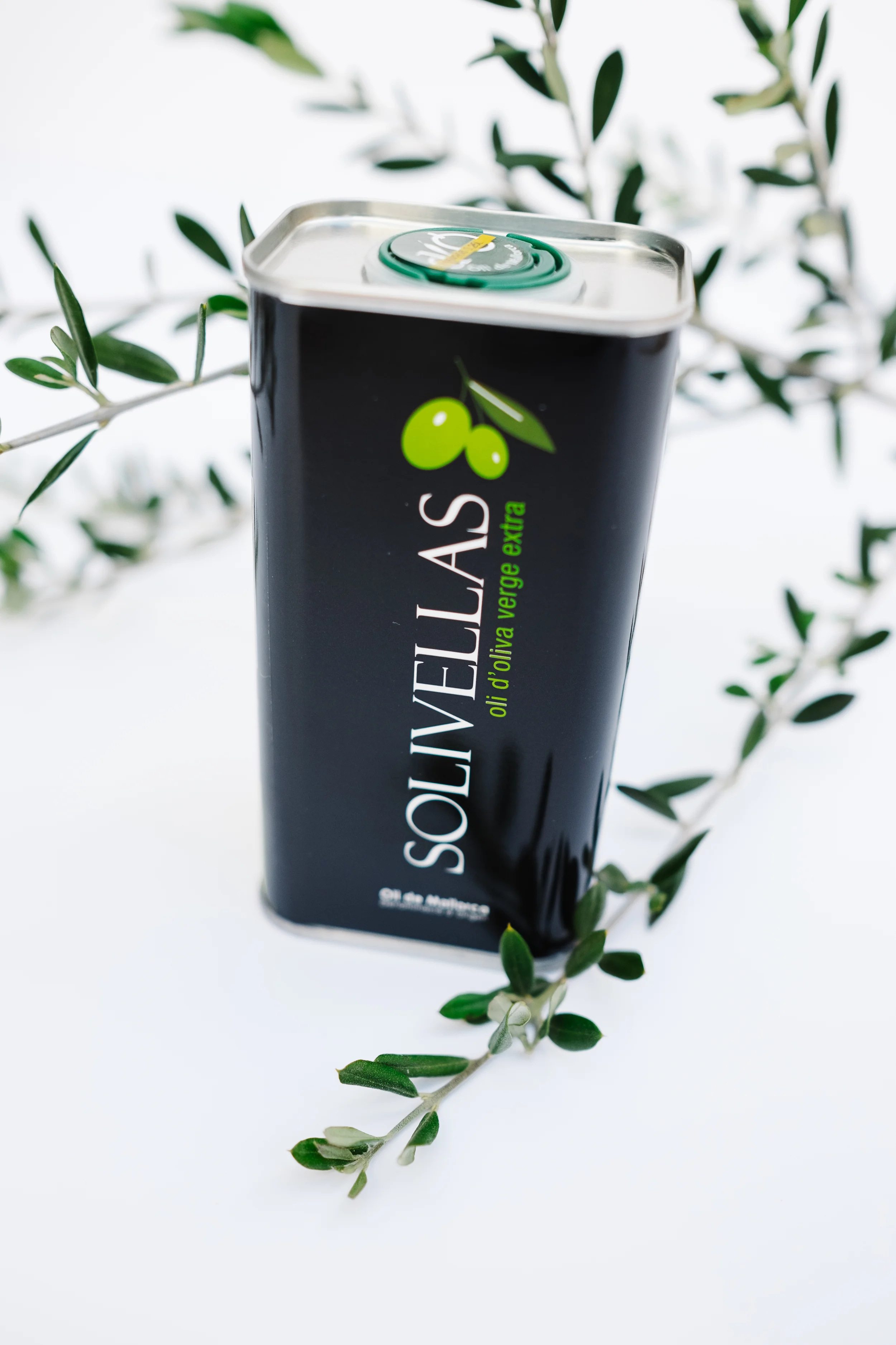 Brands We LOVE: Oli Solivellas, Alcúdia.