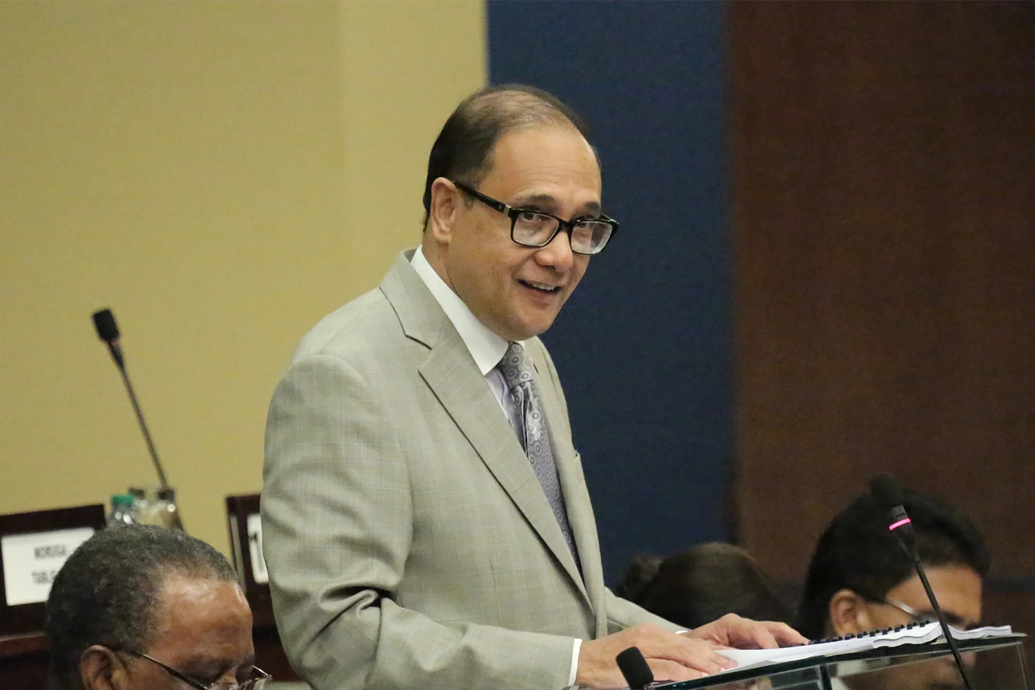 Domestic gas prices down 15 percent in first quarter of 2015