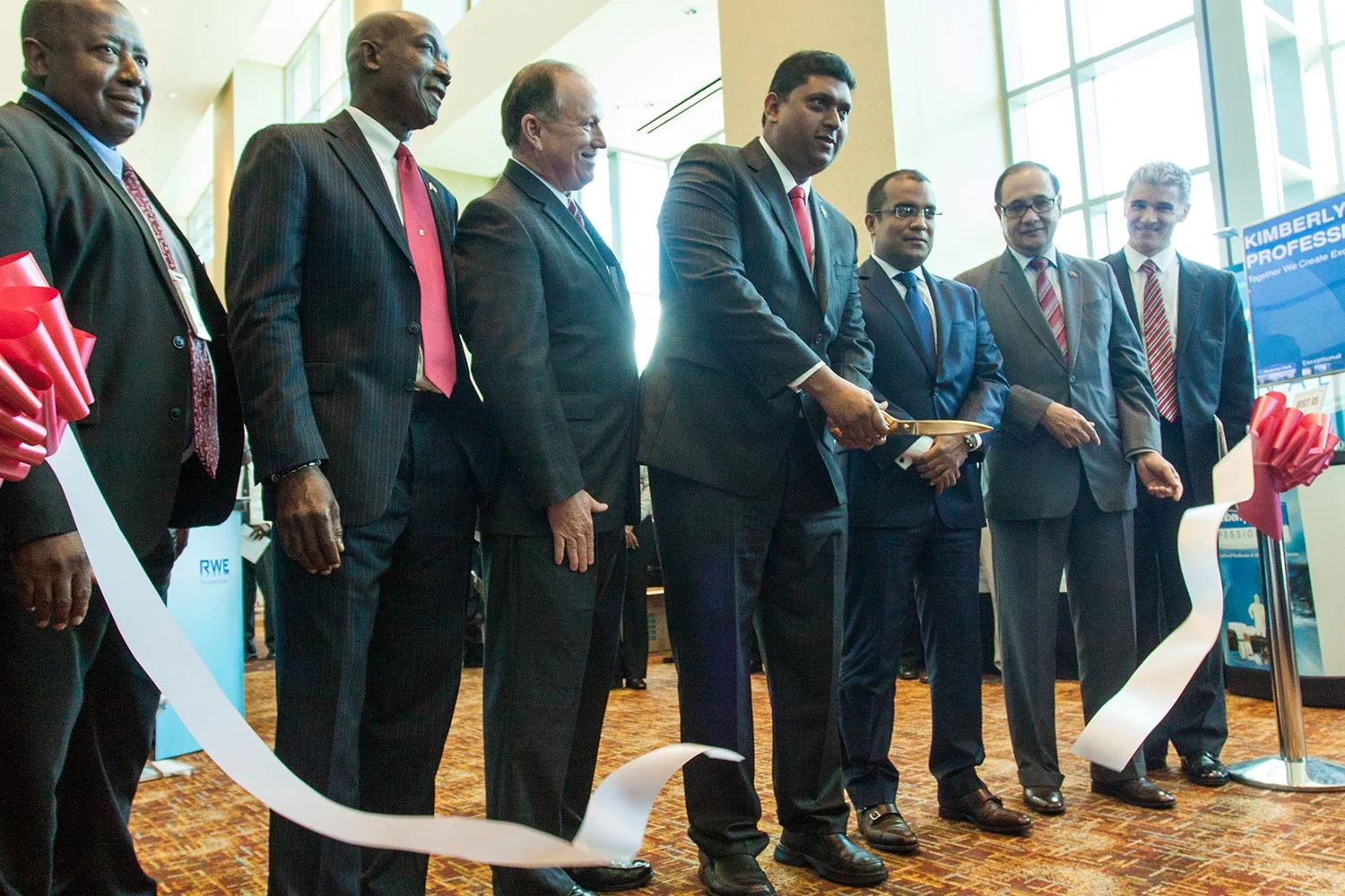 Energy Ministry supports expansion of services companies into Guyana