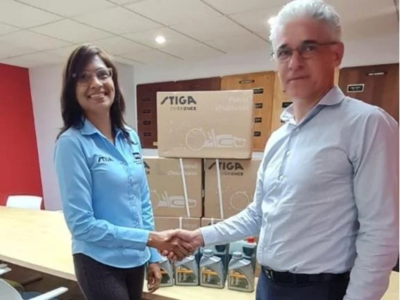 Joint Chambers donate chainsaws to the Government of Grenada