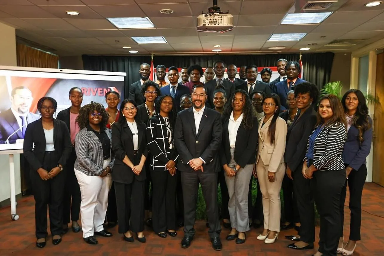 MEEI hosts energy debate with 35 interns 