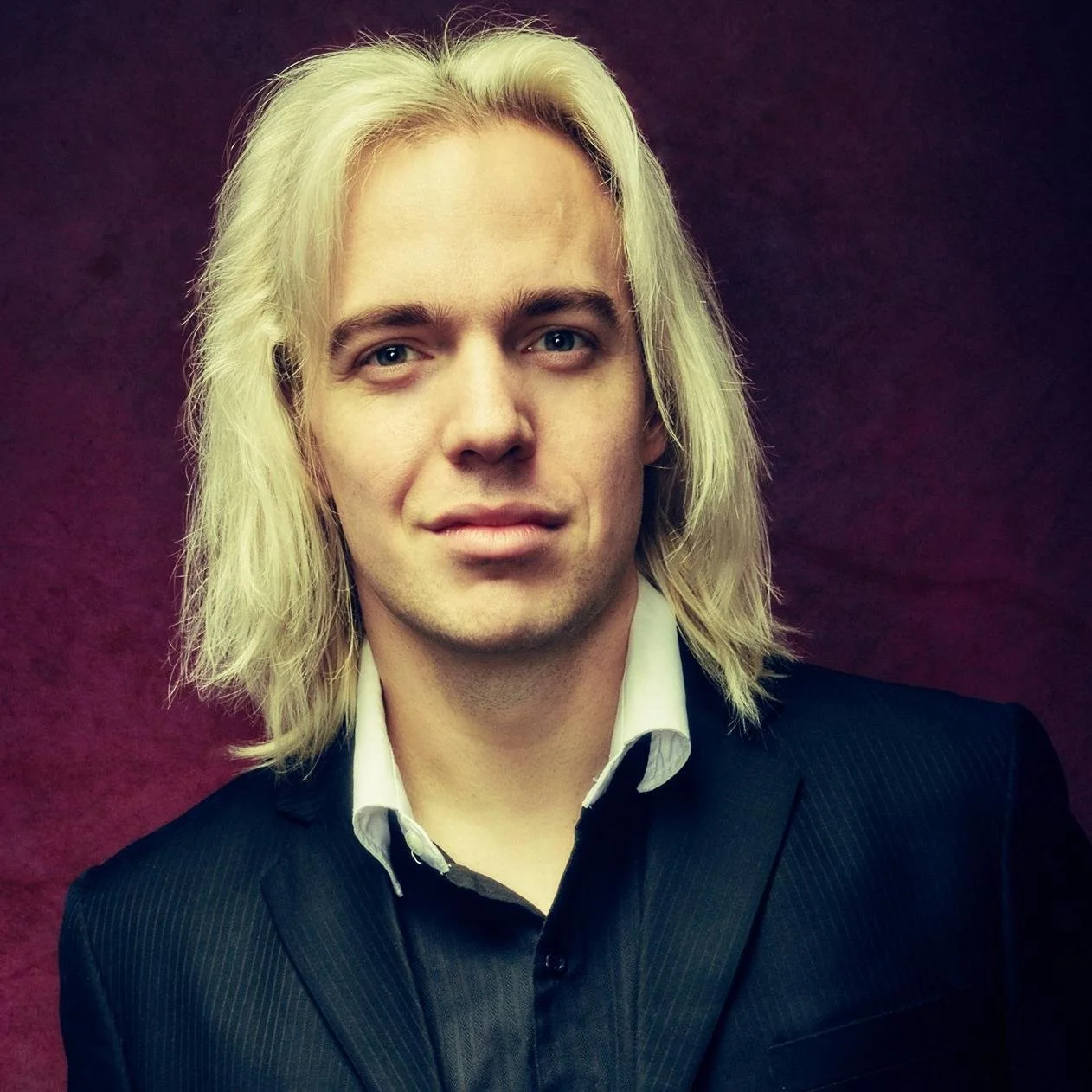 Laugh Train Home Ft John Robertson