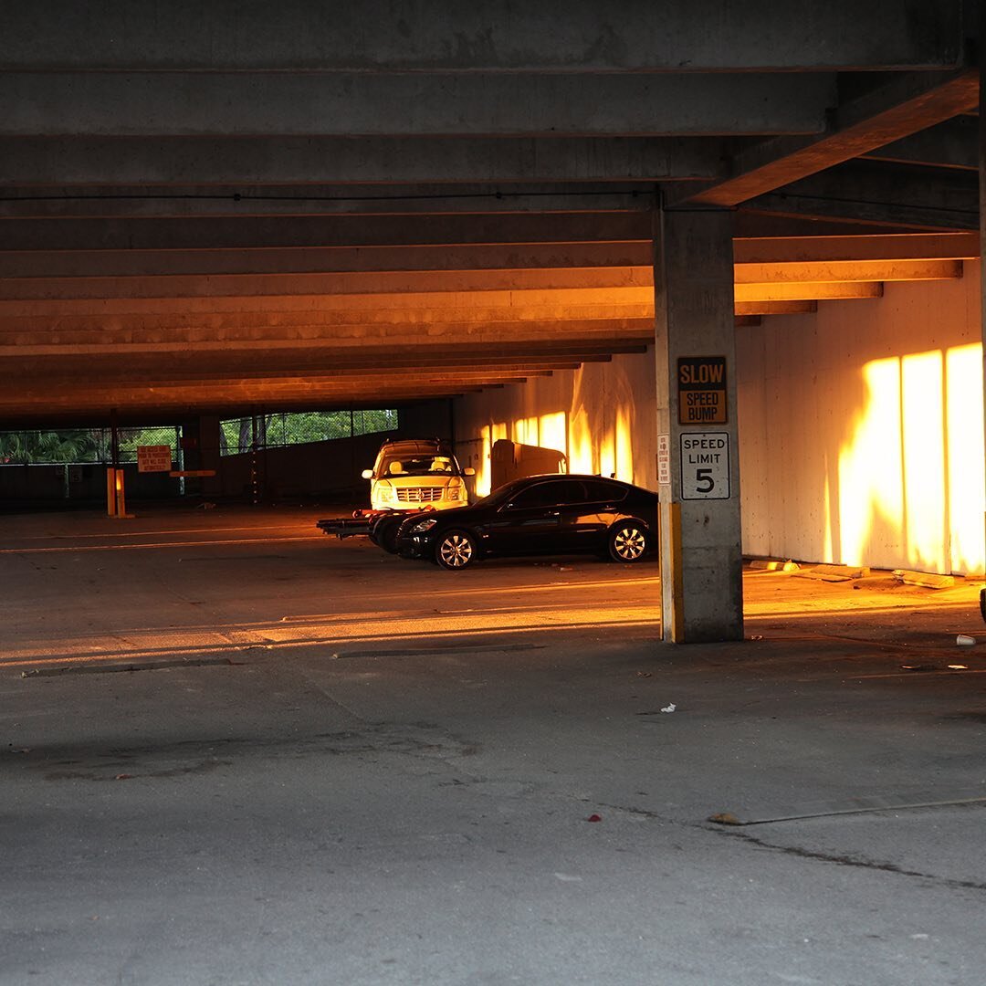 Fireplace

#streetphotography #orange #notsofast #orfurious 

#fireplace #orangeandblack #speedlimit #urbanphotography #candidphoto #citypic #fierysunset #parkingstructure #parkinglot #framewithinaframe