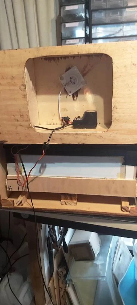 11phone charger to get AC+DC.jpg