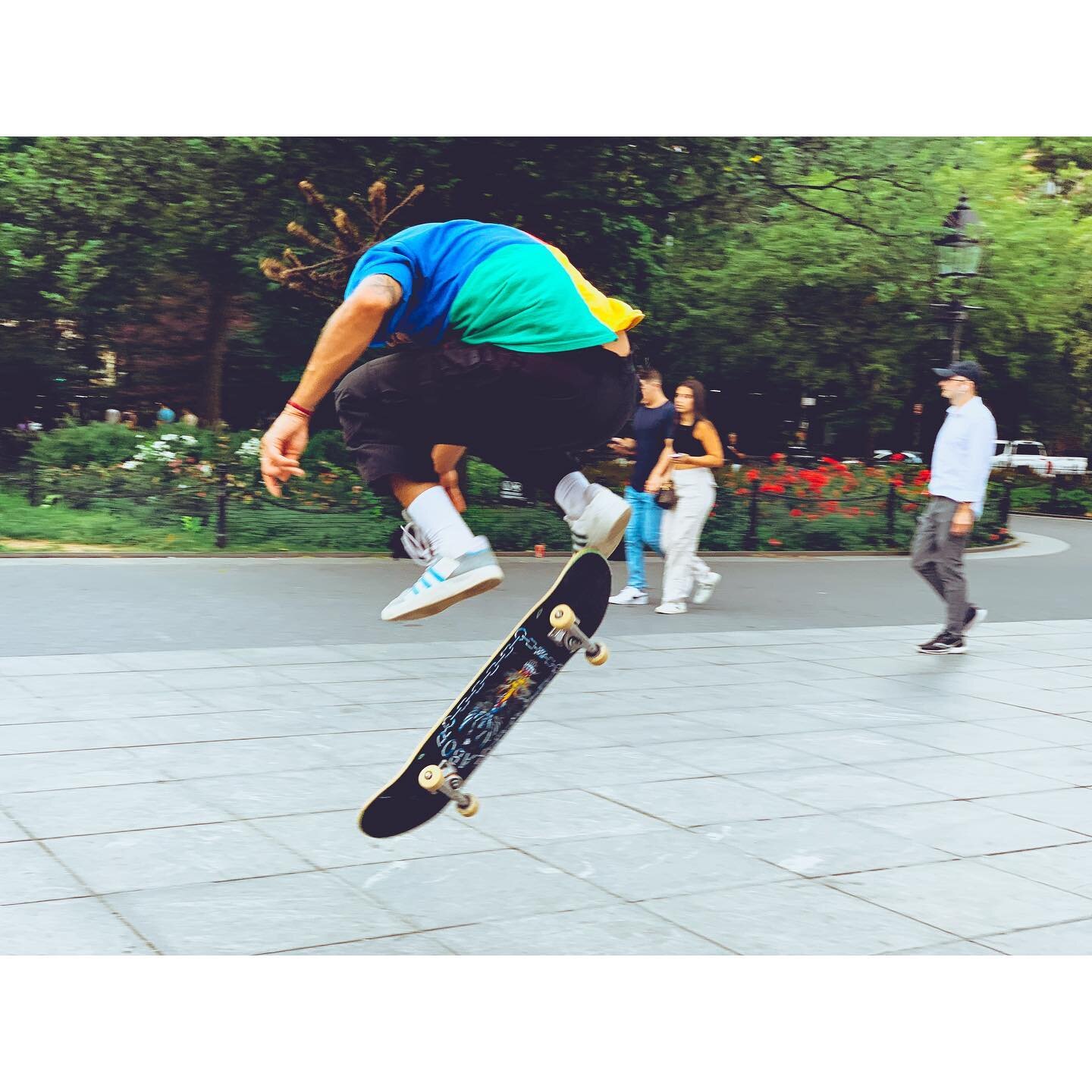 Landing tricks. #washingtonsquarepark #skateboardtricks #nyc