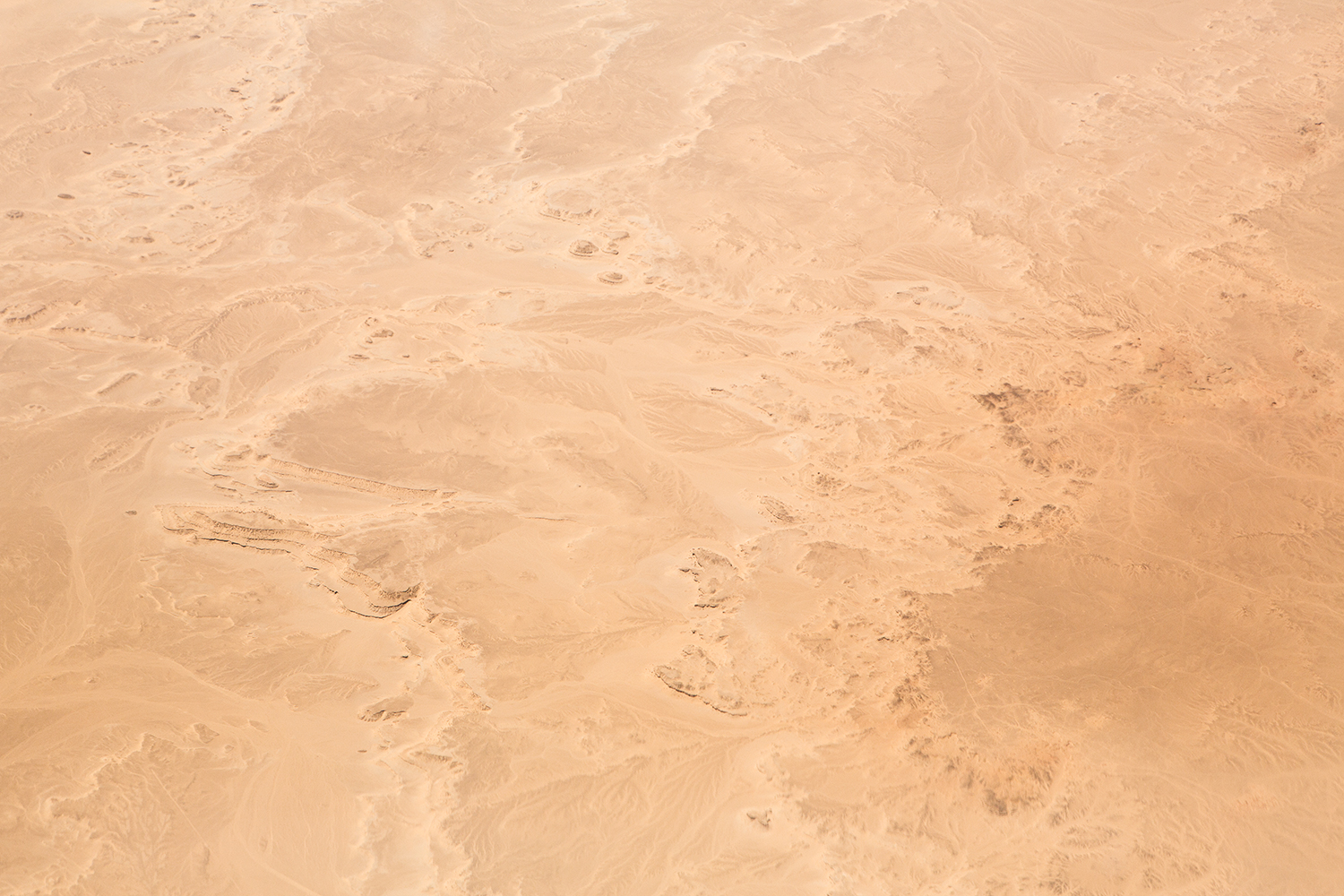 Deserts V, 2015 //  120 cm x 180 cm  
