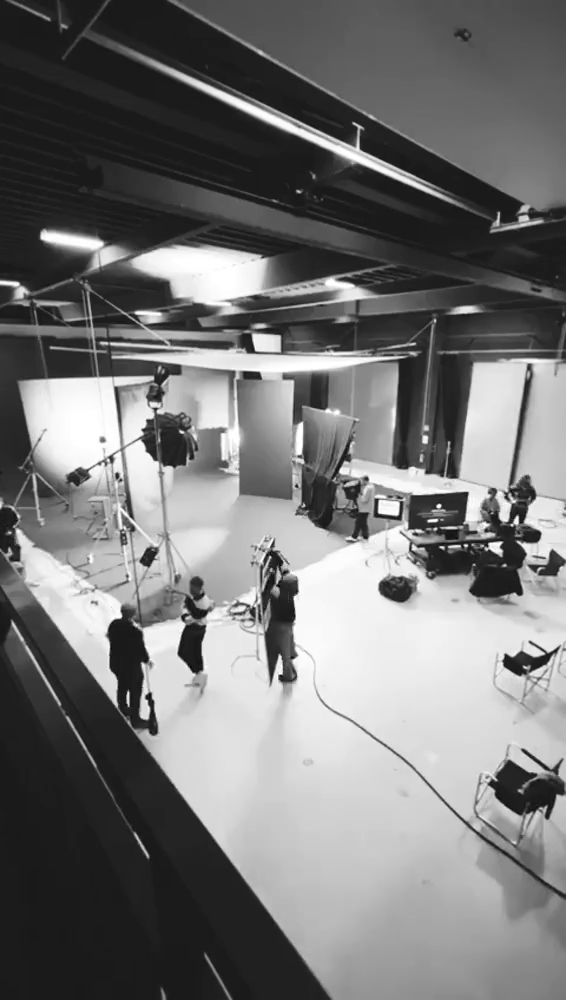 JOJOHARTIG_BTS_028.gif