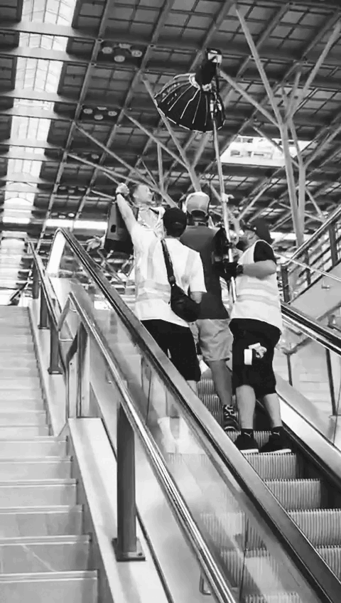 JOJOHARTIG_BTS_033.gif