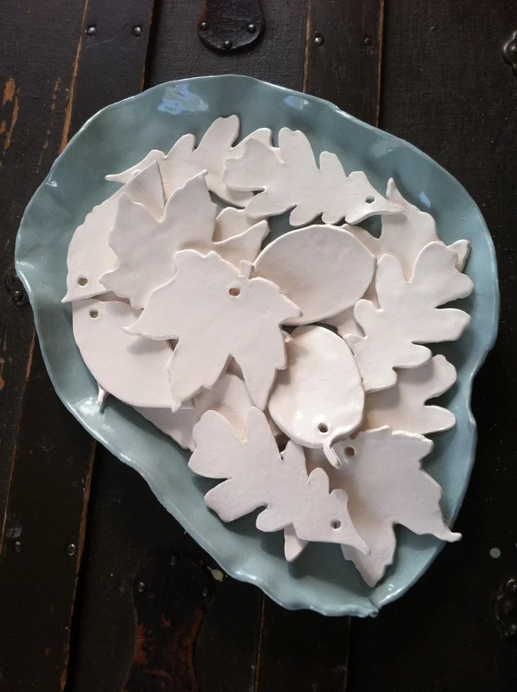 Fall+Leaves+green+platter.jpg