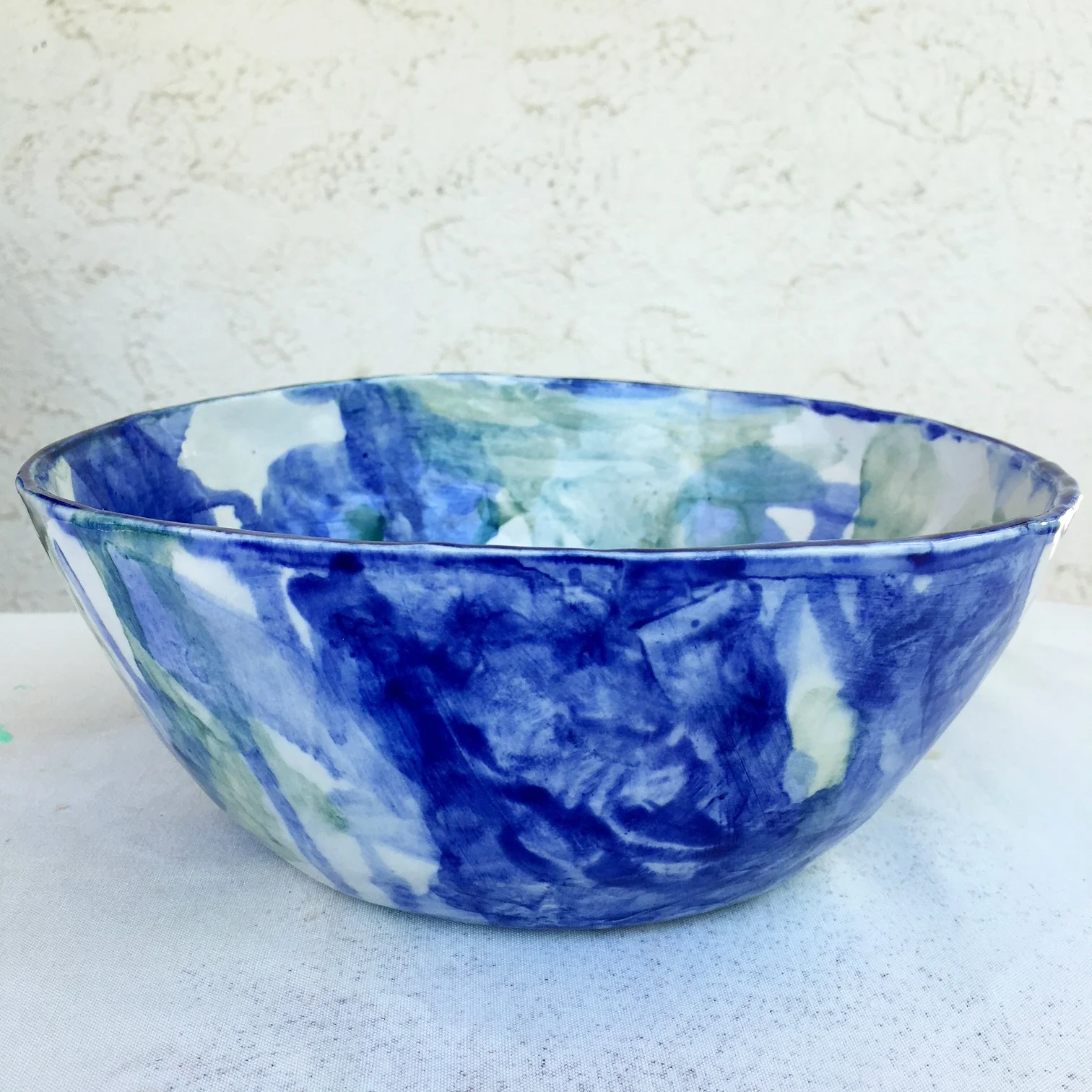 Blue Swirl Bowl Large .JPG