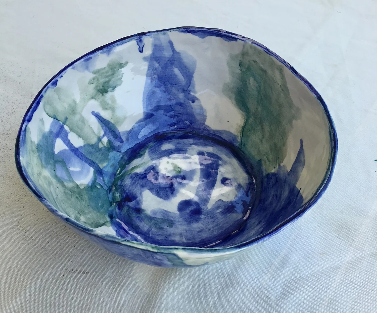 Blue Swirl Bowl Large Inside.JPG