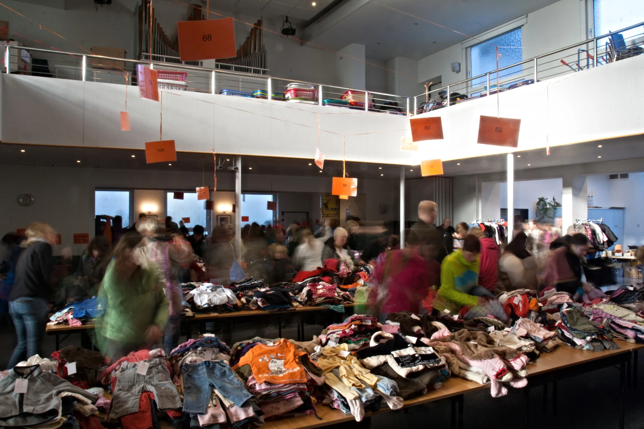 Kinderkleider- und Spielzeugbasar