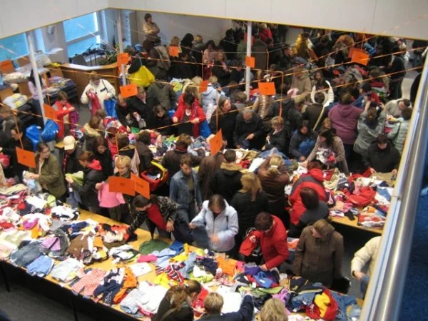 50. Kinderkleider- und Spielzeugbasar