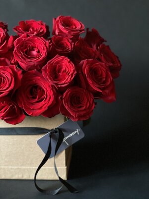 Red Rose Terraces - Delivery
