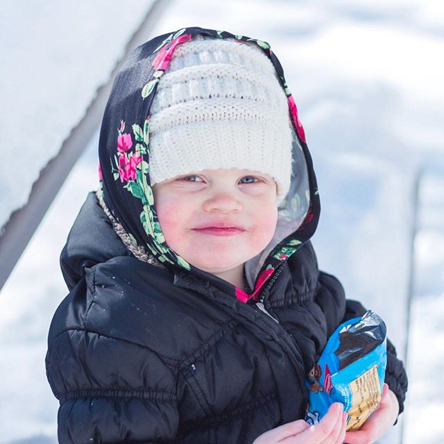 Spent our first day of 2019 sledding! Boy was it freezing but still a lot of fun 🥶 ❄️🛷 but let&rsquo;s also talk about how long it takes to bundle kids up and how they are over it and want to be done after 10 minutes.. 😬🤦🏼&zwj;♀️ ha ha ha #lifew