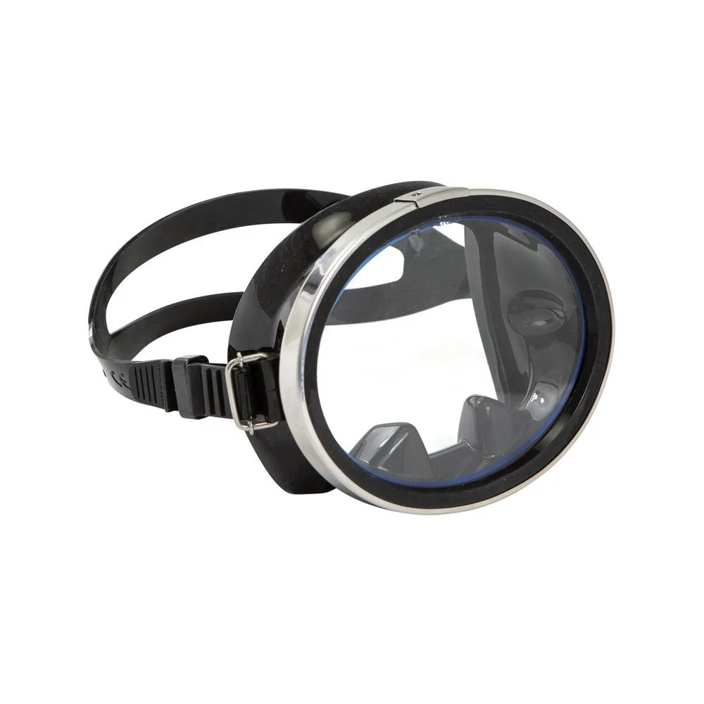 OMA843BS Oceanways Pacific Black Silicone - Angled with Mask Strap