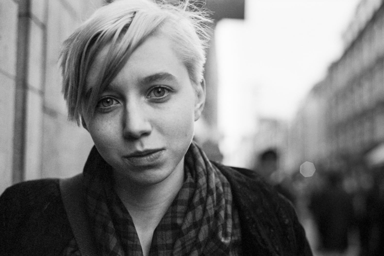 Ellie - stranger #5