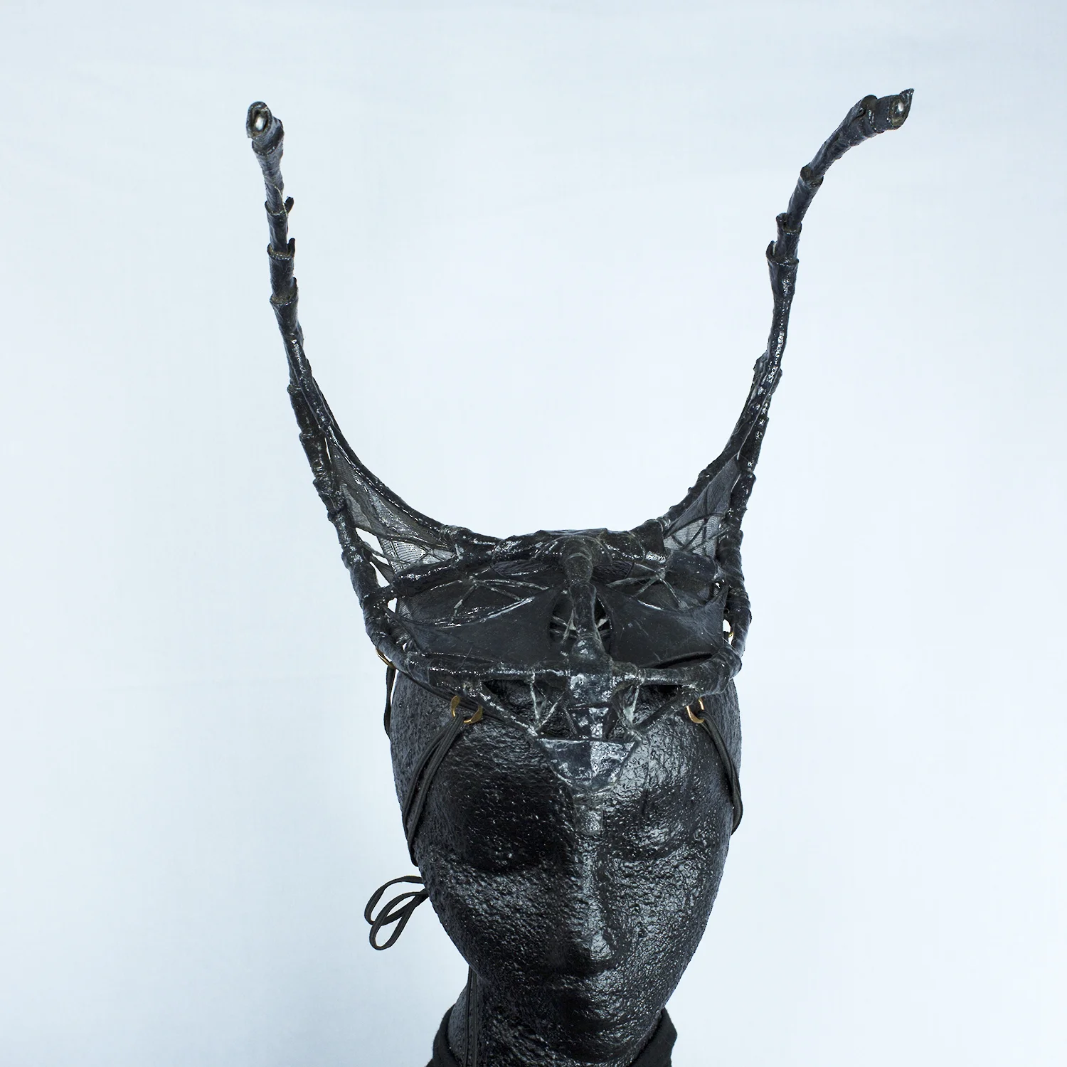 Masks_horns_black_front.jpg