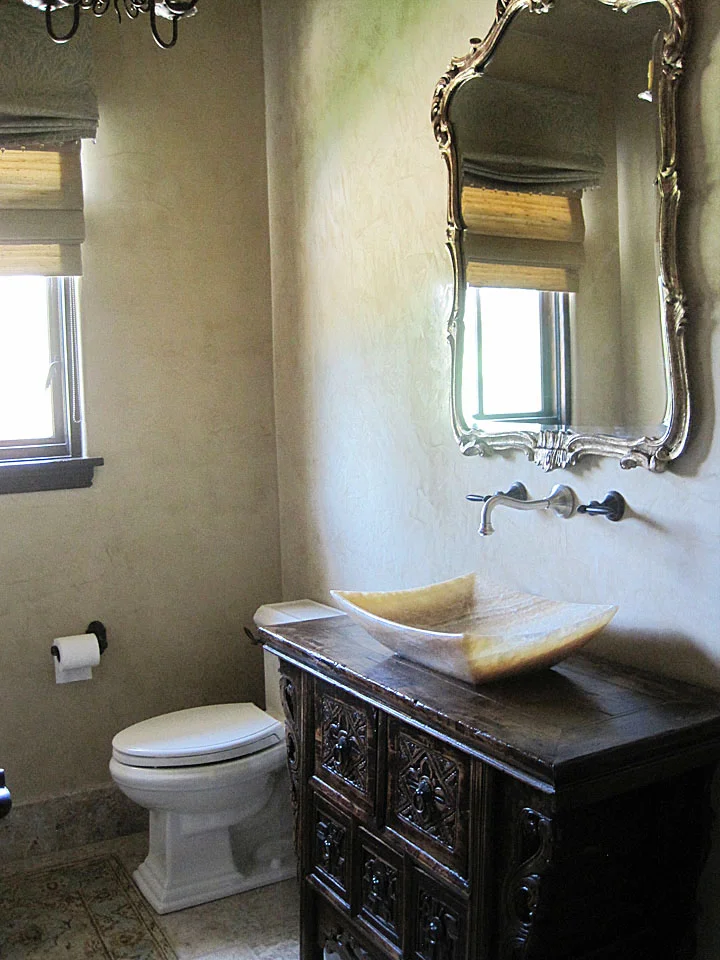 BATH012.jpg