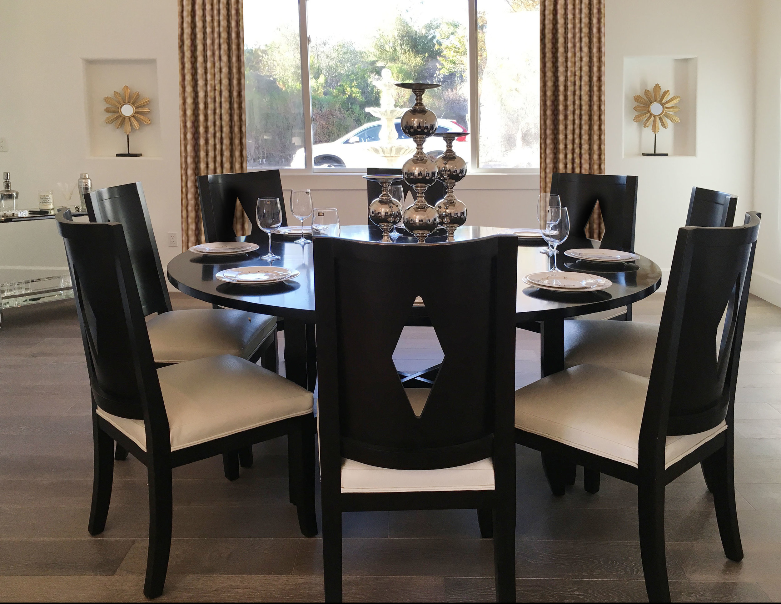 6dining room.jpg