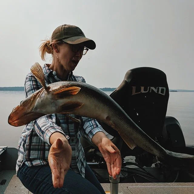 Canada 2019 🇨🇦🌿🎣😅📖🥃 (not pictured: so, so many mosquito bites)