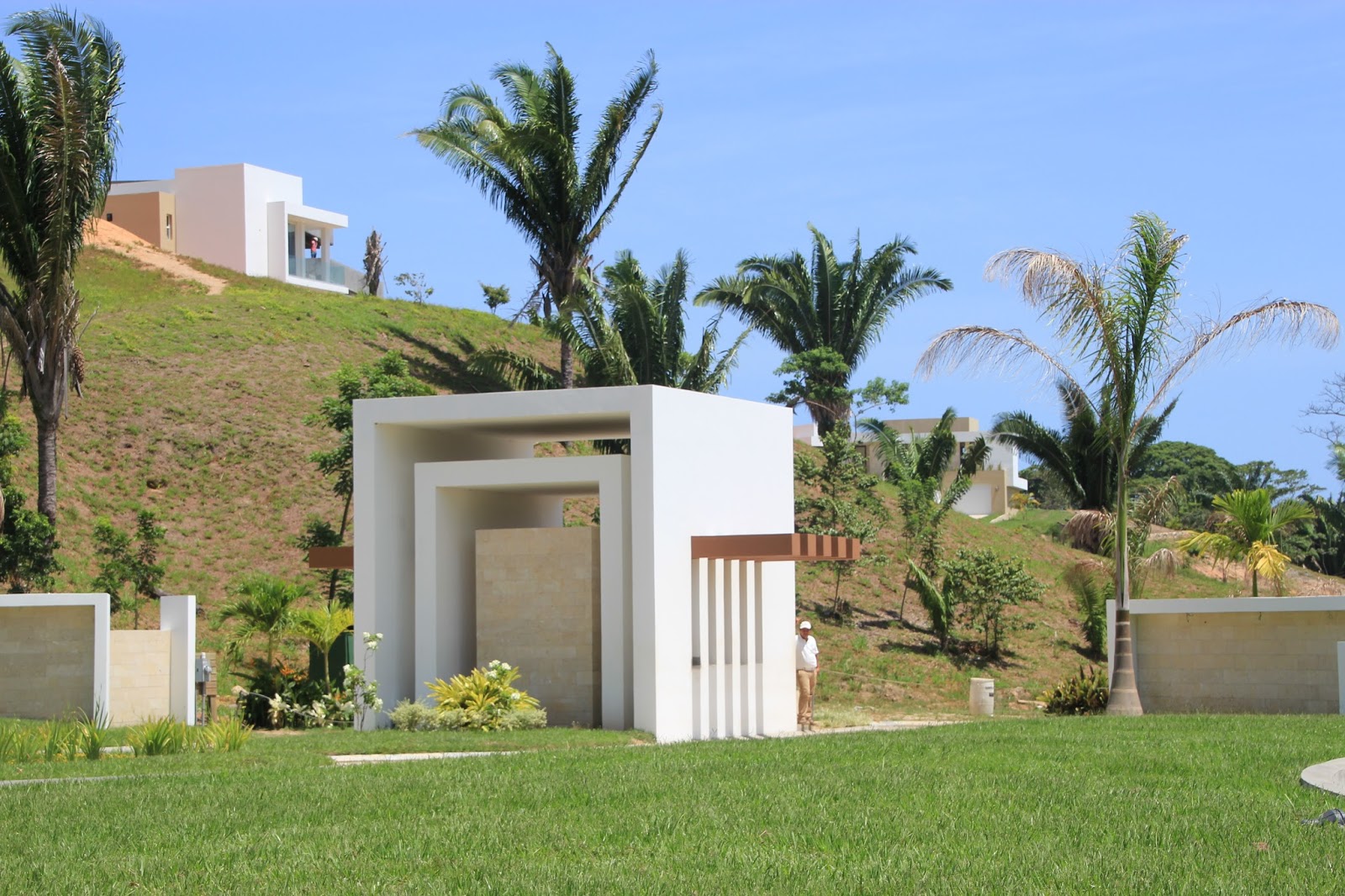 Photo caption: The entrance of NJOI Trujillo.