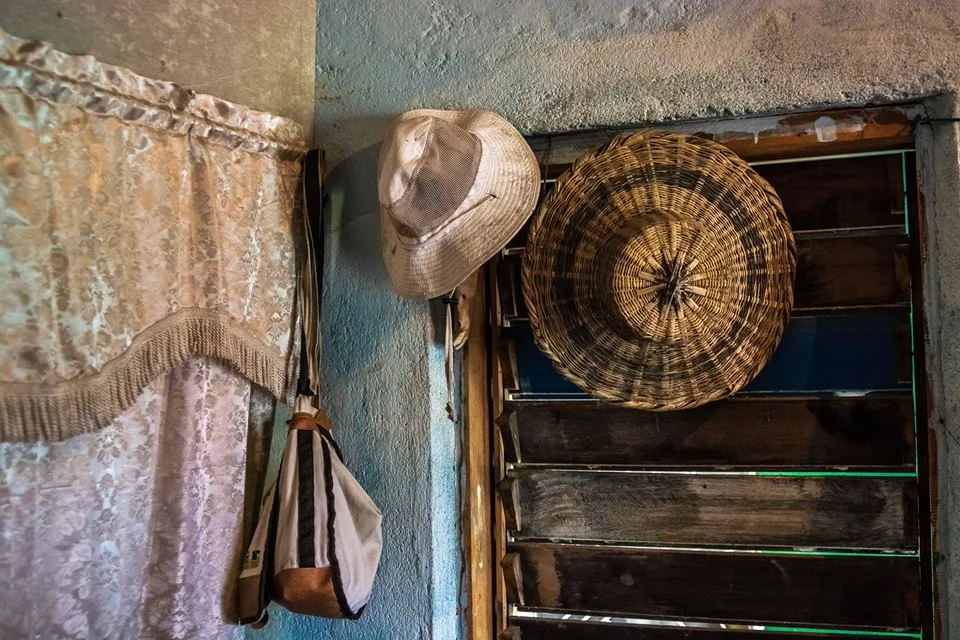 Celso's artistic walls by rod.jpg